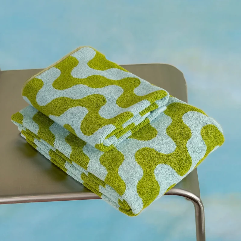 Badetuch “Algen” 70 × 140 cm | Weiche Bio-Baumwolle | Tarta Gelatina