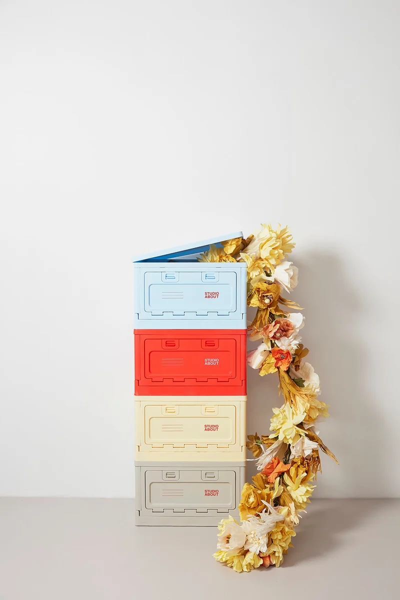 BOX, LARGE, LIGHT YELLOW