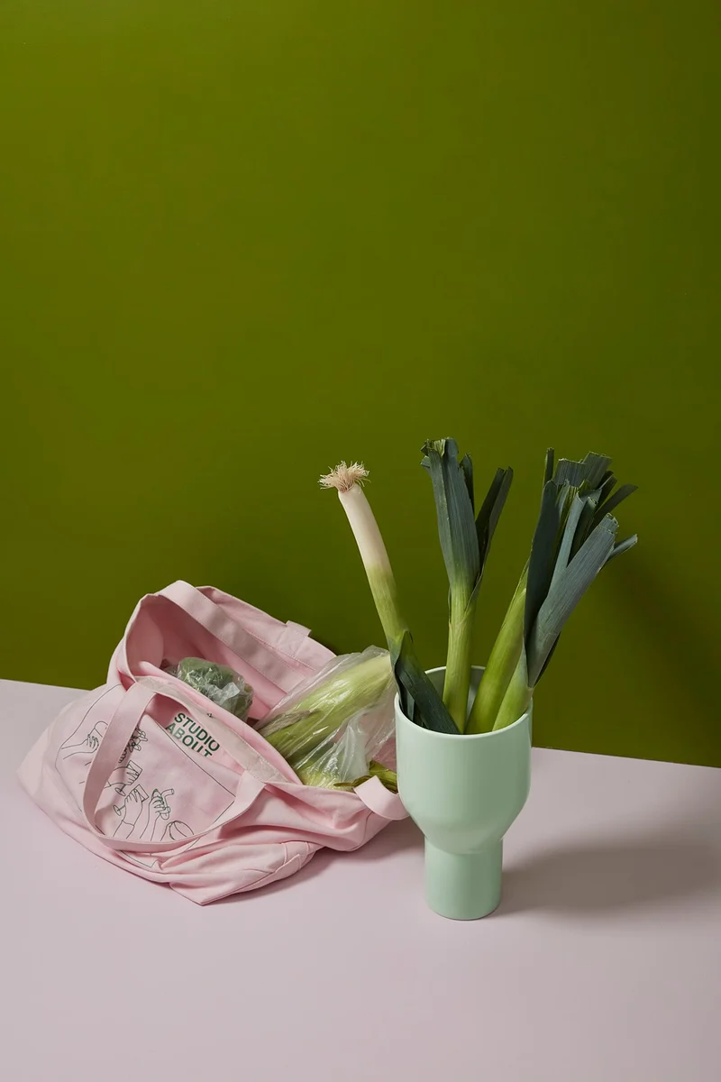 VASE, FLOWERSHADE, MINT