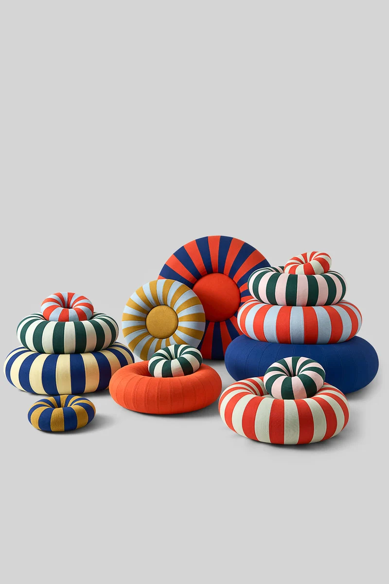 FLOAT PILLOW, BLUE/RED