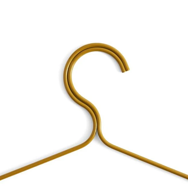 Kleiderbügel „Colour Hanger Dijon“ 3er Set | Warm & markant | HAY