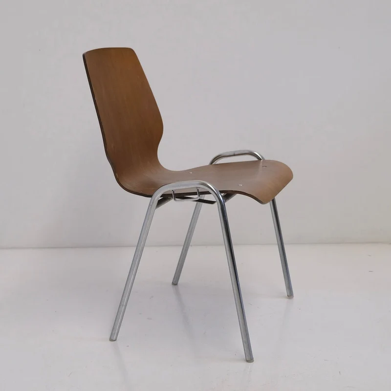 Vintage Stapelstuhl - Schalenstuhl Designmoebel