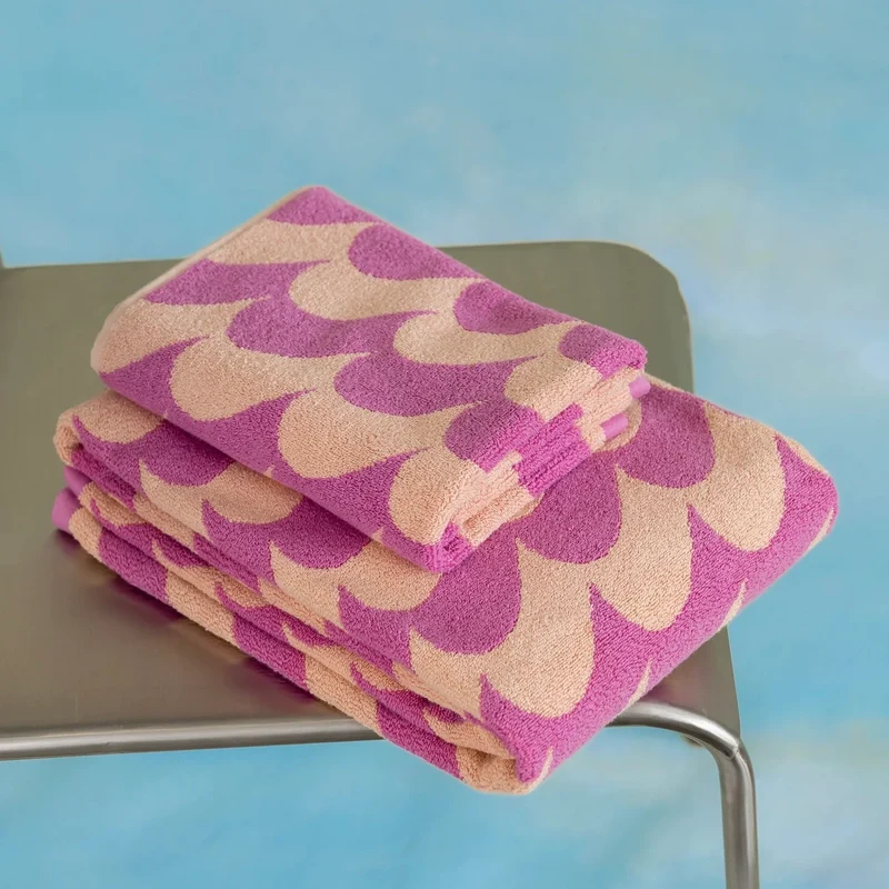 Badetuch “Brisa” 70 × 140 cm | Weiche Bio-Baumwolle | Tarta Gelatina