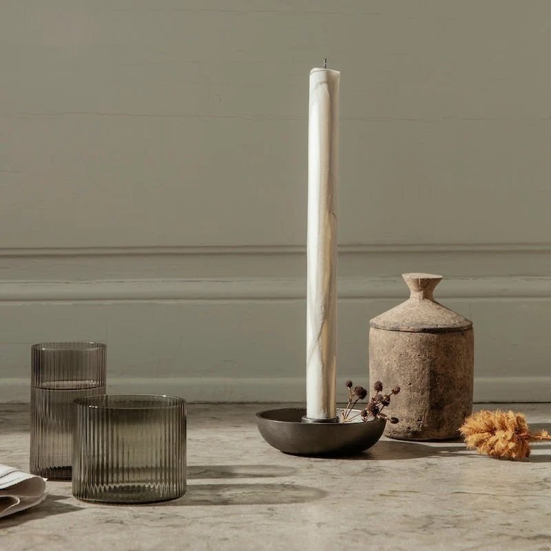 Ripple Low Wassergläser 4er Set – geriffelte Tumbler von ferm LIVING