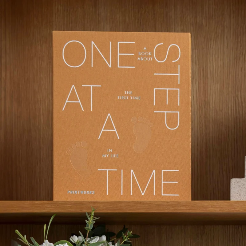 Foto- und Erinnerungsbuch “One Step at a Time” | Für besondere Momente | PRINTWORKS