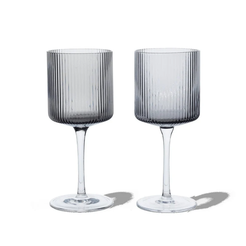 Geriffelte Weißweingläser Ripple 2er Set – ferm LIVING