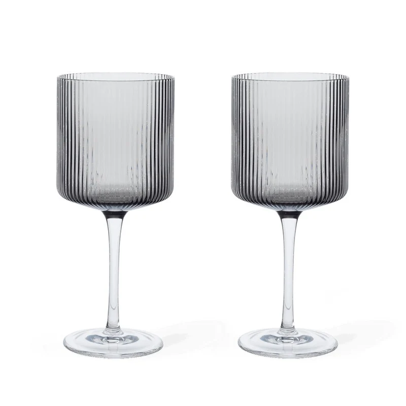 Geriffelte Rotweingläser Ripple 2er Set – ferm LIVING