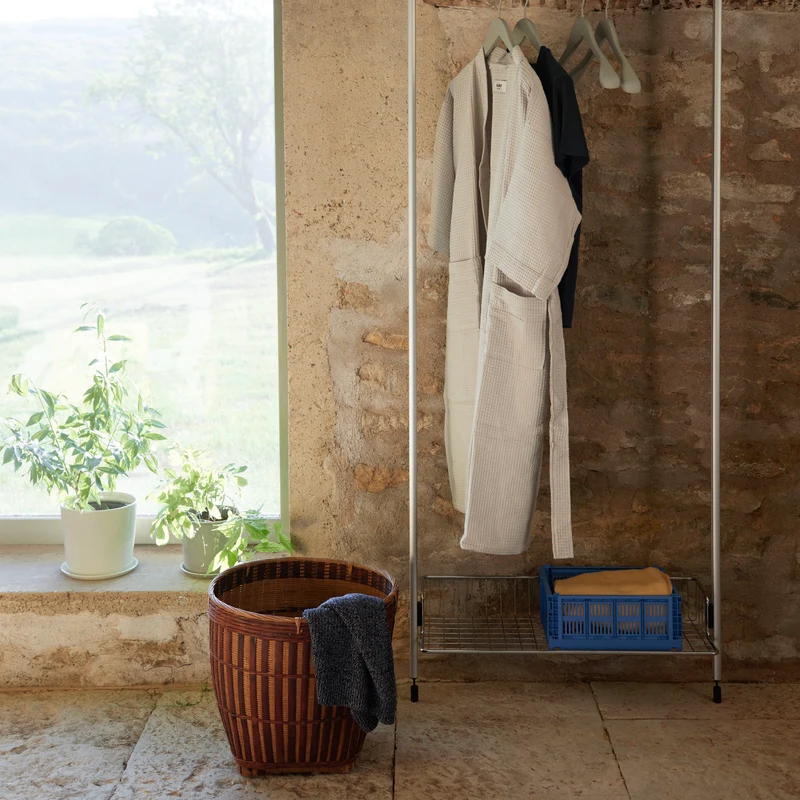 Faltbox „Colour Crate Medium Electric Blue“ | Kräftig & funktional | HAY