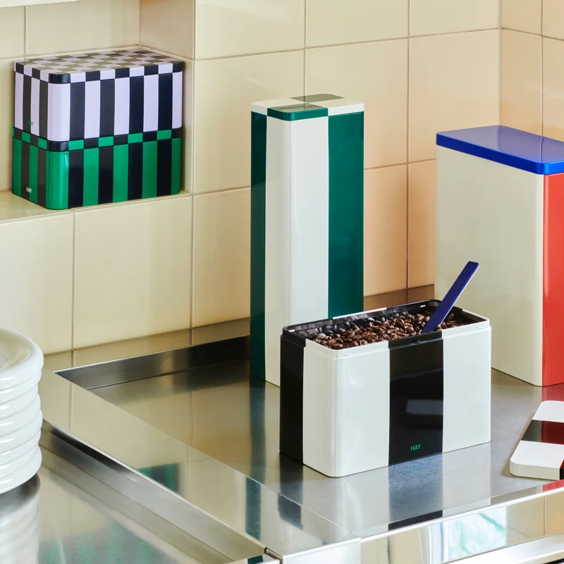 Dose „Tin Container Slim“ | Green & Off-White | HAY