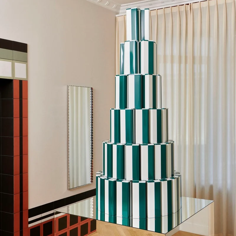 Dose „Tin Container Slim“ | Green & Off-White | HAY