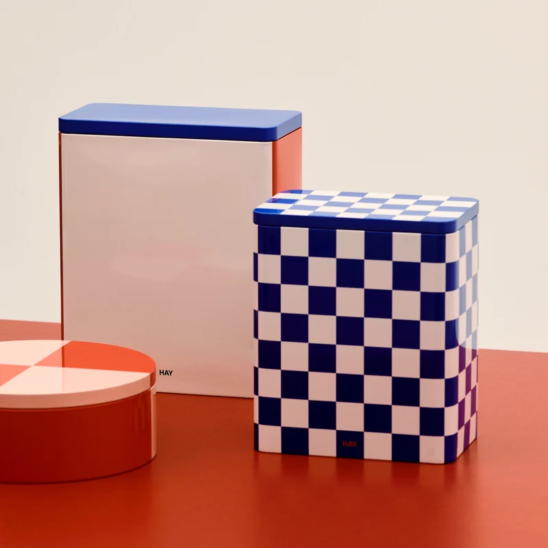 Dose „Tin Container Large“ | Blue & Off-White | HAY