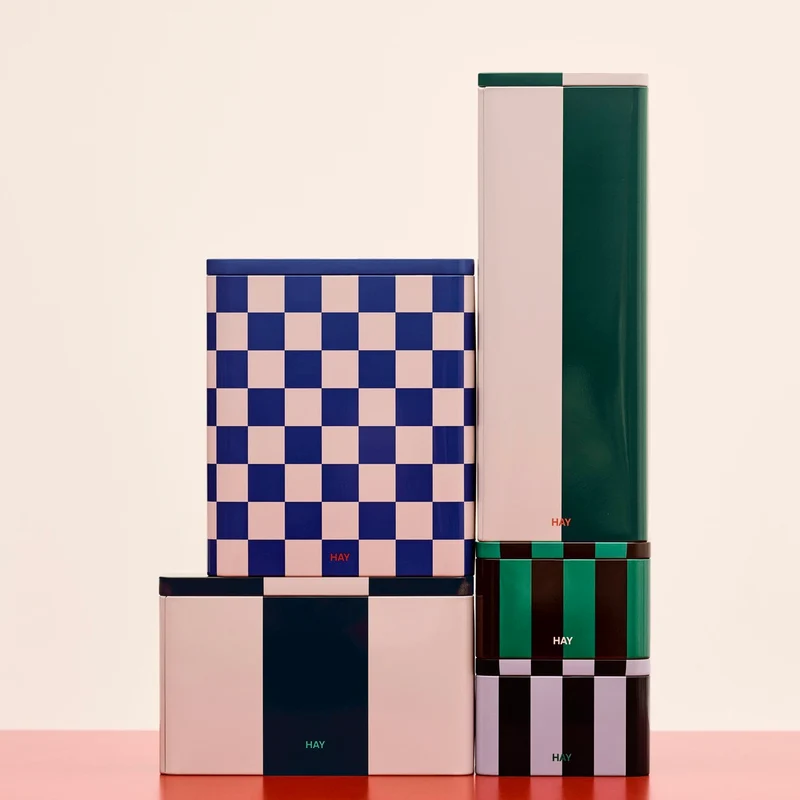 Dose „Tin Container Large“ | Blue & Off-White | HAY
