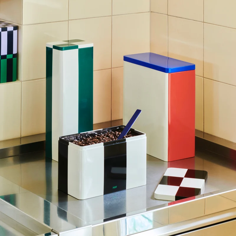 Dose „Tin Container XL“ | Off-White, Blue & Red | HAY