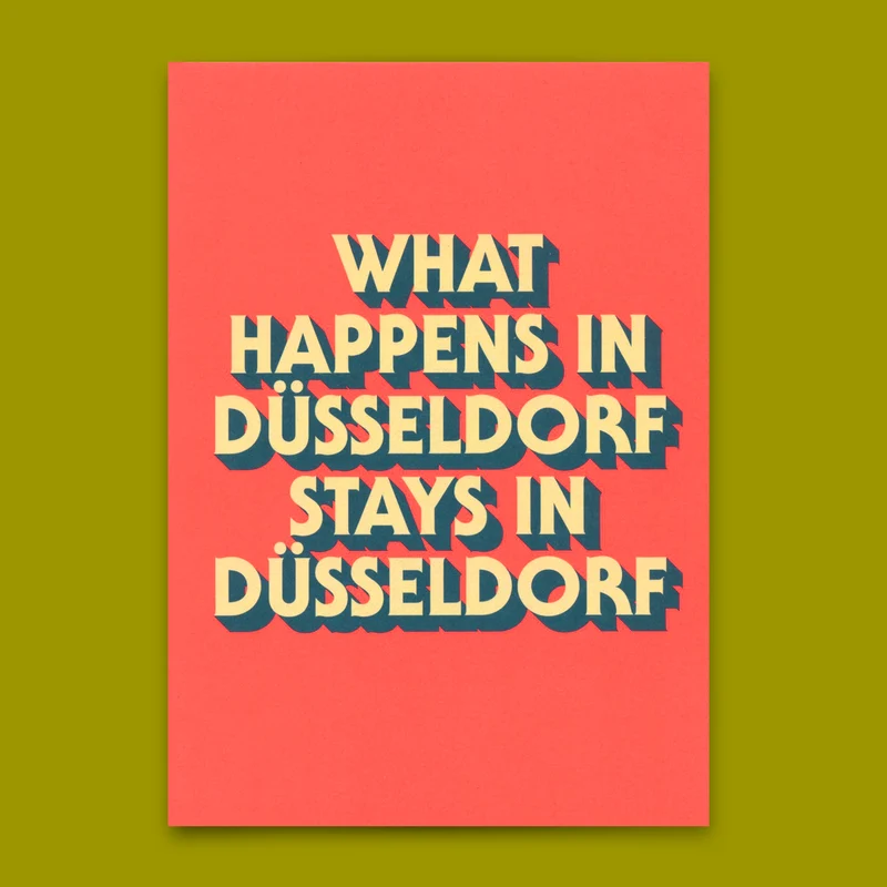Postkarte "What happens in Düsseldorf" | Besondere Karte mit Spruch