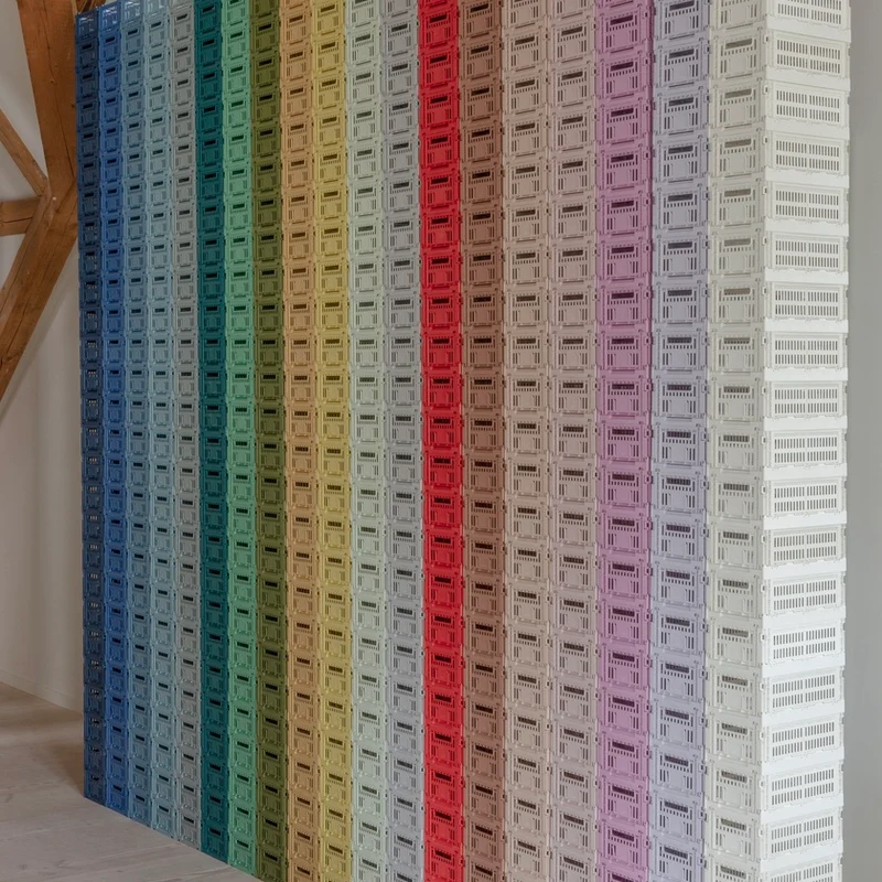 Faltbox „Colour Crate Small Sage Green“ | Sanftes Grün für alles | HAY