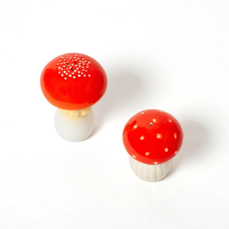 Salz- und Pfefferstreuer "Mushroom" von &Klevering | hochwertiges Keramikdesign in Pilz-Form