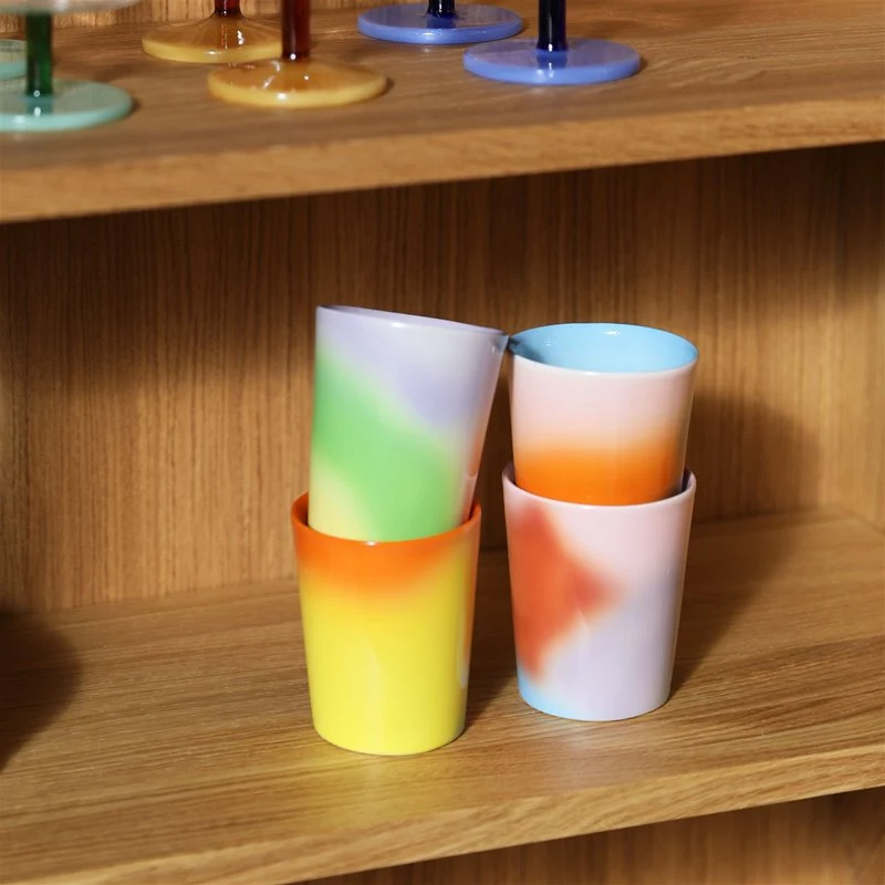 Tasse &Klevering Hue | 4er-Set mit Farbverlauf aus Porzellan in Large