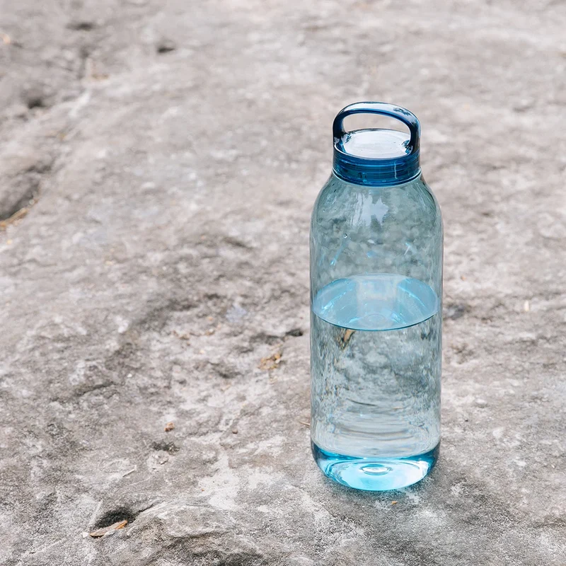 Trinkflasche "Water Bottle" Blue 950ml | aus Copolyester | KINTO