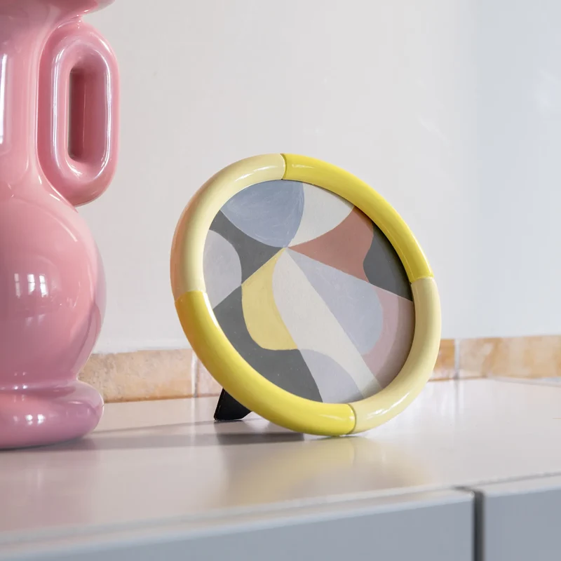 Bilderrahmen „Rift Round Large 14 cm“ | Statement in Rund | &Klevering