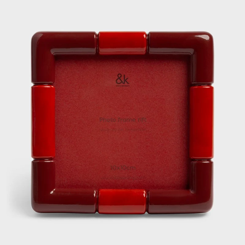 Bilderrahmen „Rift Burgundy Square“ | Knallig und modern | &Klevering