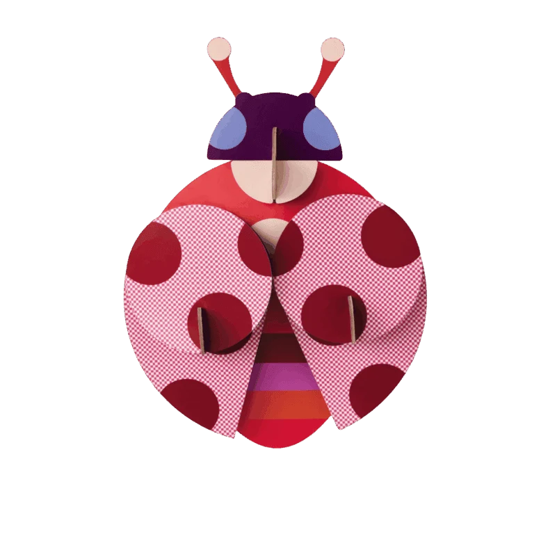 Wanddeko studio ROOF “Dotted Lady” | Marienkäferdeko aus Karton