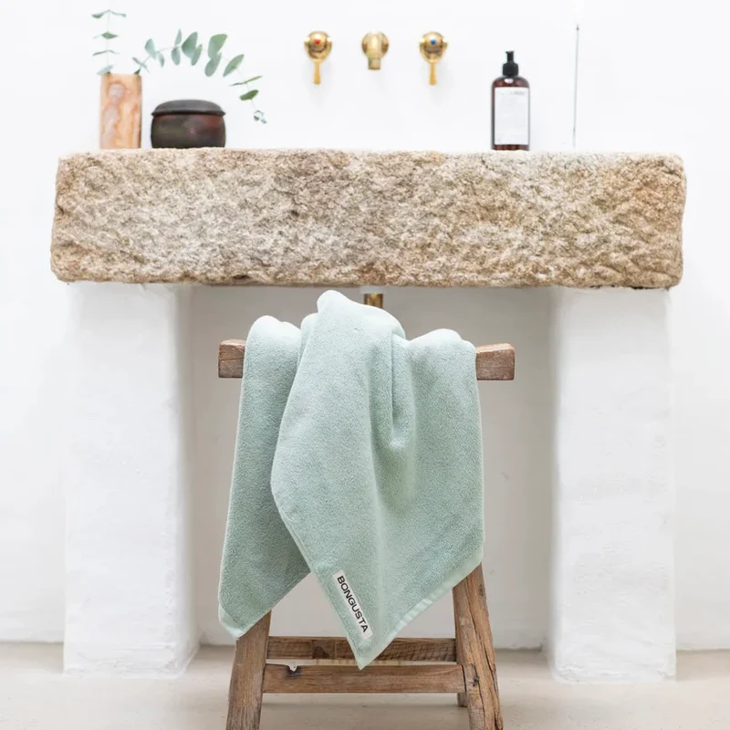Badelaken „Naram Silver Sage 100×150 cm“ | Modern & weich | BONGUSTA