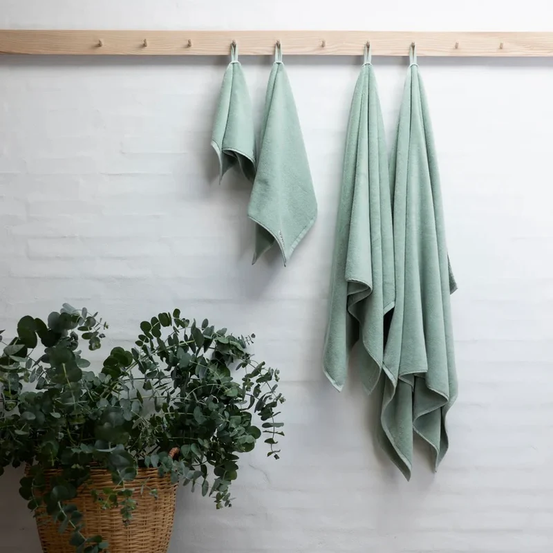 Badelaken „Naram Silver Sage 100×150 cm“ | Modern & weich | BONGUSTA