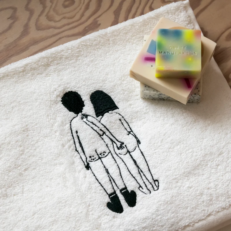 Gästehandtücher helen b "Naked Couple Back" | mit Illustrationen von Helen Blanchaert (2 Stk.)