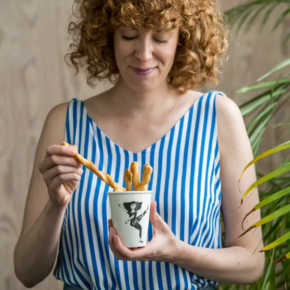 Becher helen b "Grl Pwr" | Design Mug mit Illustrationen von Helen Blanchaert