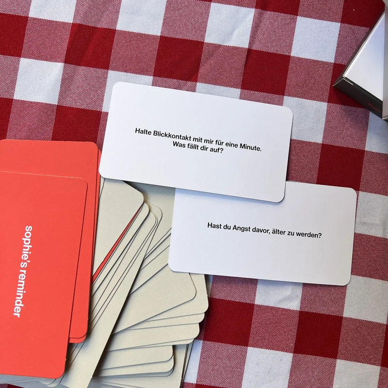 Connecting Card Game "The Deep Talk" | 90 Fragen, 21 Special Cards & Blankokarten