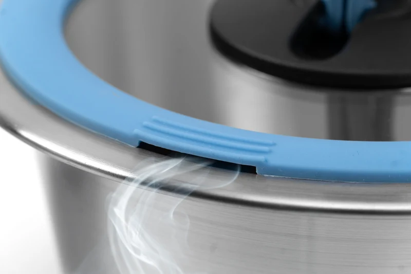 nesto Topf Deckel mit Silikonrand Ø 22 cm blau