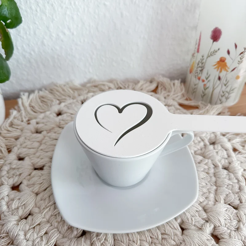 Kaffee Schablone Herz