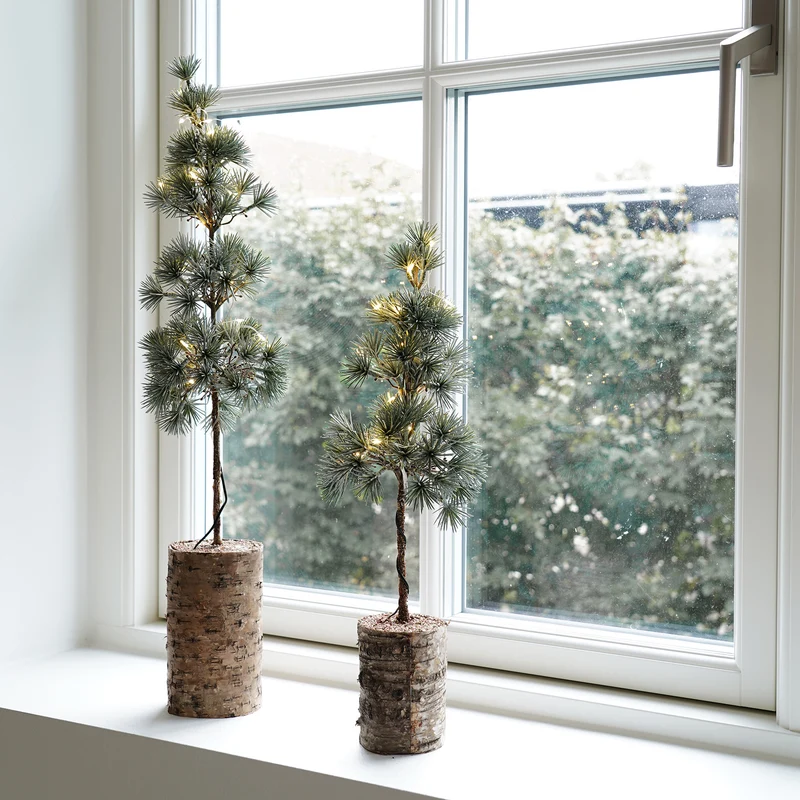 Nadelbaum m. LED – H45 cm