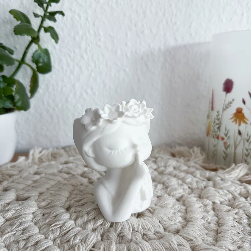 Mädchen Blumentopf