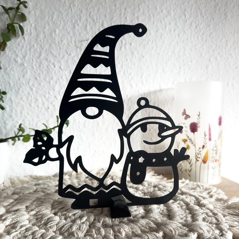 Wichtel mit Schneemann Aufsteller