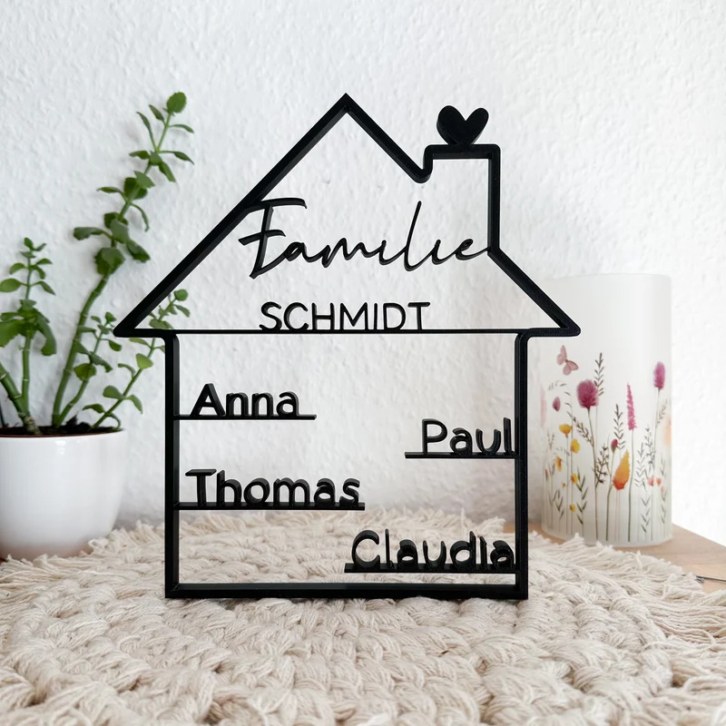 Familienhaus mit Namen (personalisiert)