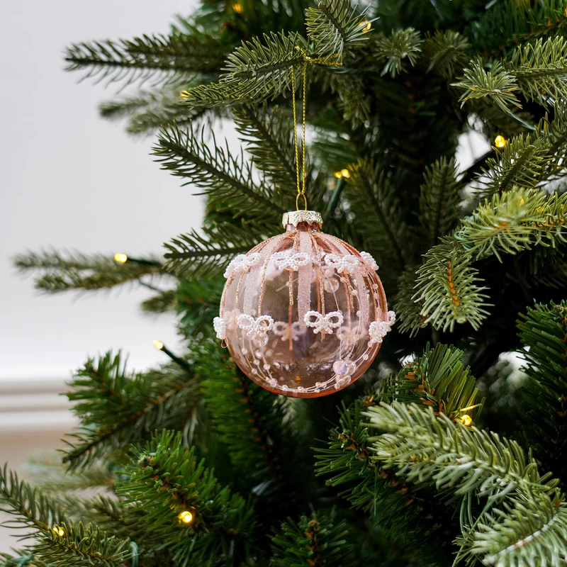 Weihnachtskugel m. Perlenband