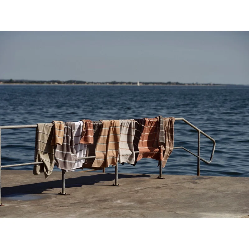 Zone Denmark Handtuch Sauna 50x100 Black/Soft Grey/Camel