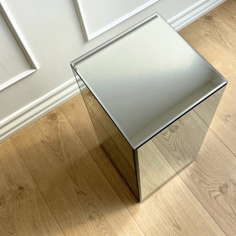 Spiegelpodest H65 Transparent