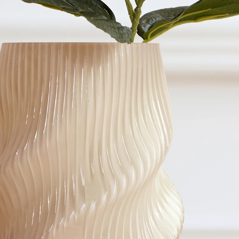 Wavy Vase