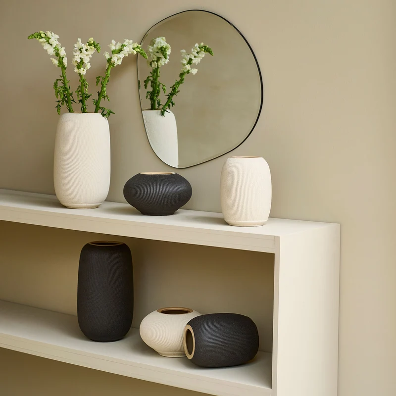 Vica Vase