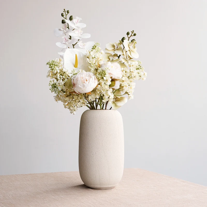 Vica Vase