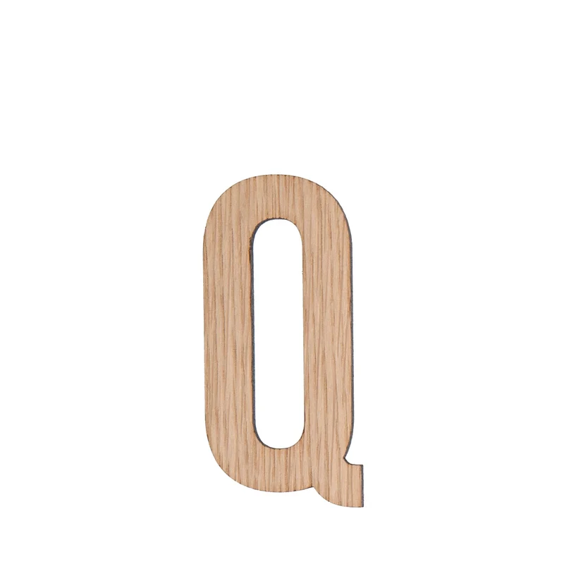 Buchstabe Q Helles Eichenholz