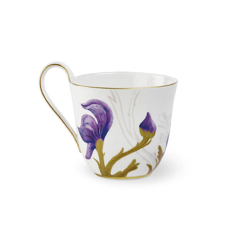 Royal Copenhagen Tasse mit hohem Henkel - Stiefmütterchen - 33 cl