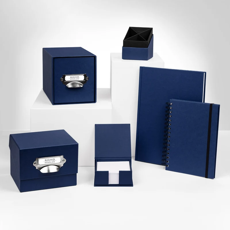S.O.H.O. Zettelkasten | Mit Deckel | 250 Blatt | 11x11cm | navy-blau