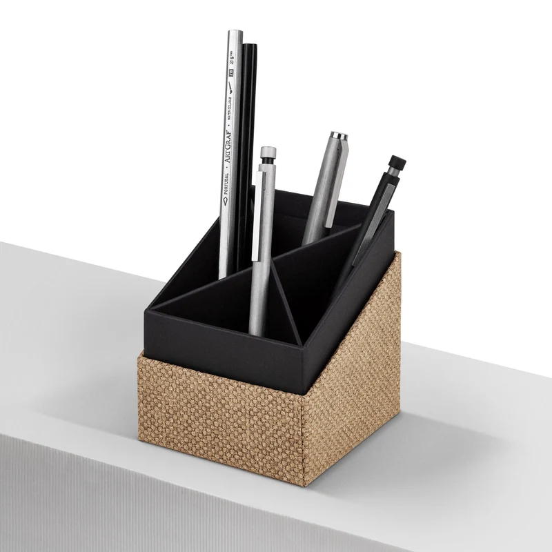 S.O.H.O. Stifteköcher | 4 Fächer | 8,6x10x8,6cm | haselnuss-braun